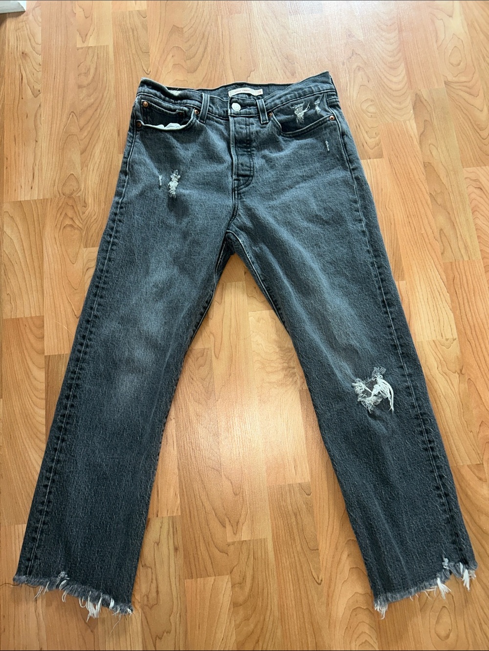 Levi's Women's Blackwashed Straight Leg Jeans